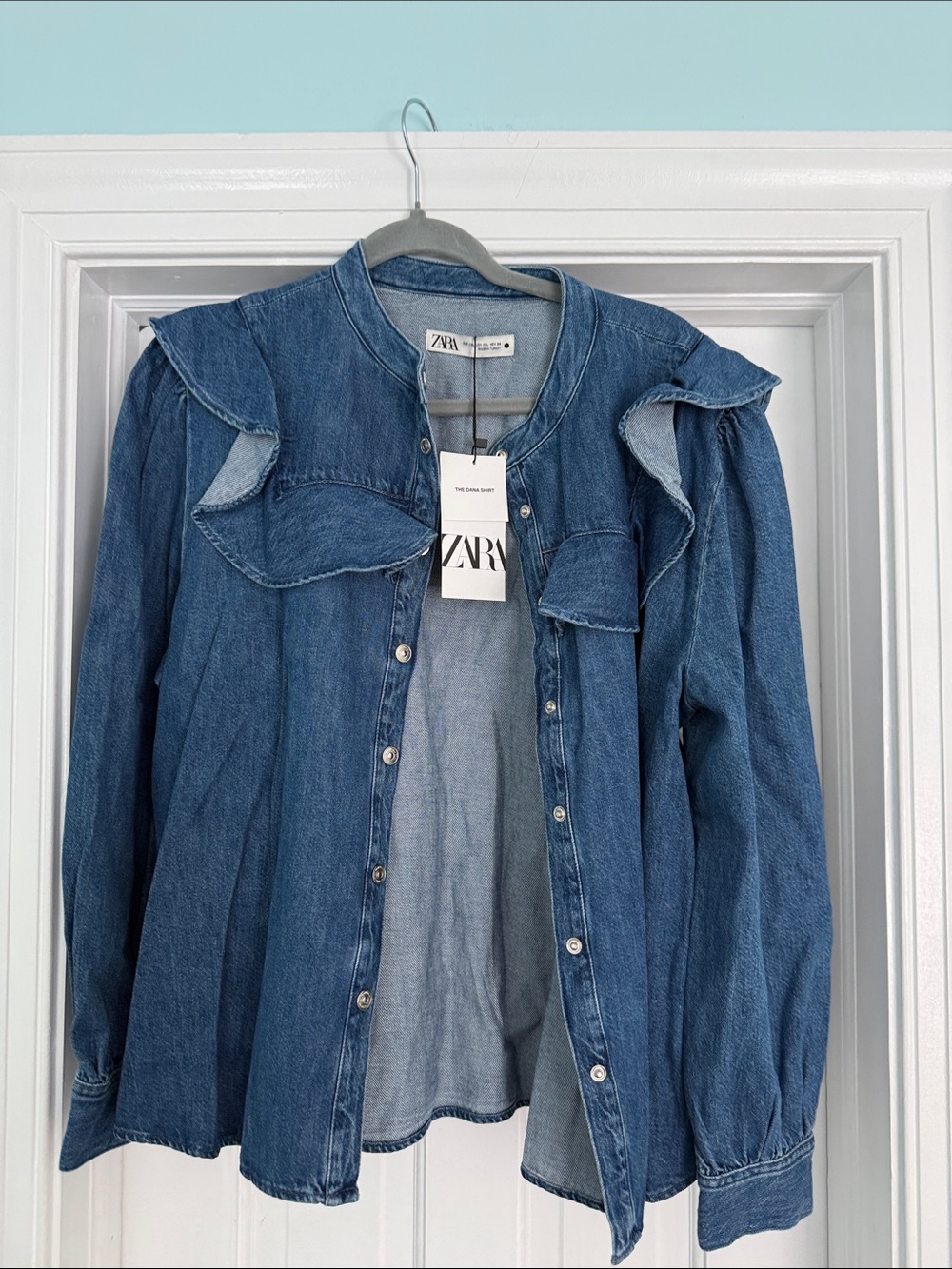 NEW Zara Dark Blue Denim Ruffle-Shoulder Jacket